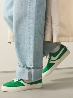 Vert - Baskets à lacets Forever Comfort® en daim à rayures latérales