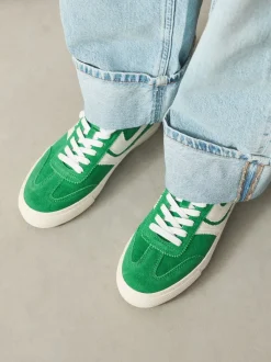 Vert - Baskets à lacets Forever Comfort® en daim à rayures latérales