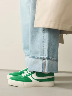 Vert - Baskets à lacets Forever Comfort® en daim à rayures latérales