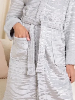 Zèbre Argent - Robe de chambre Lipsy douce à col châle (5-16ans)